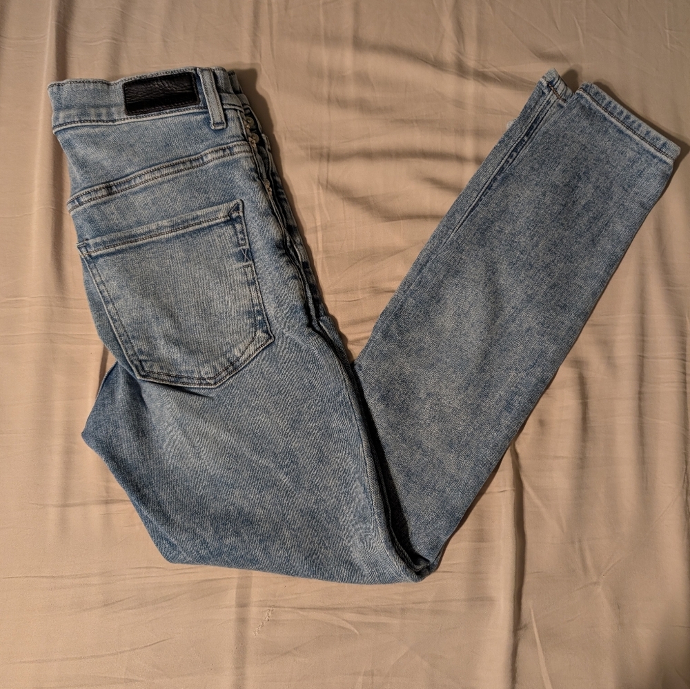 Express Women's Light Blue Jeans